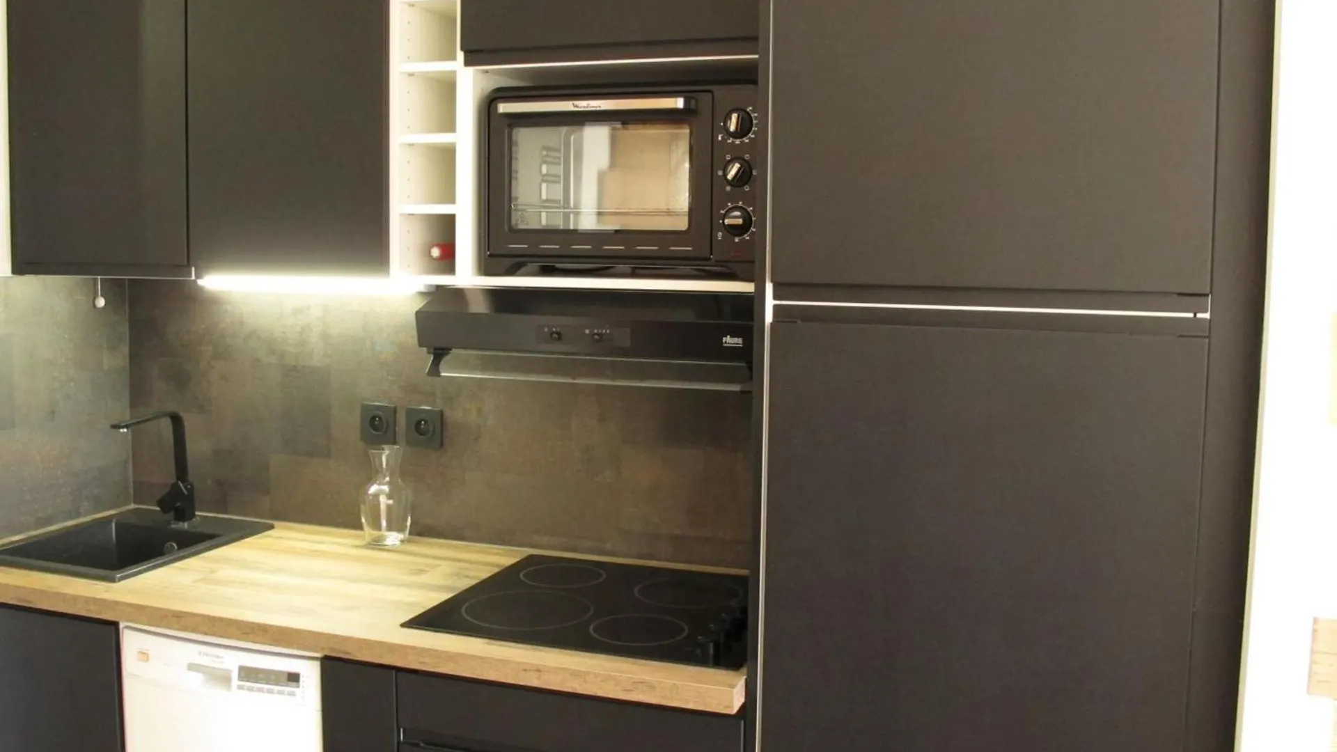 Appartement Montagne Contemporain, Renove Avec Acces Direct Aux Pistes - Fr-1-634-46 아보리아